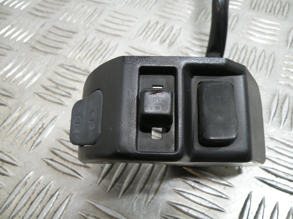 Commodo gauche YAMAHA 125 CYGNUS 4t -2006-