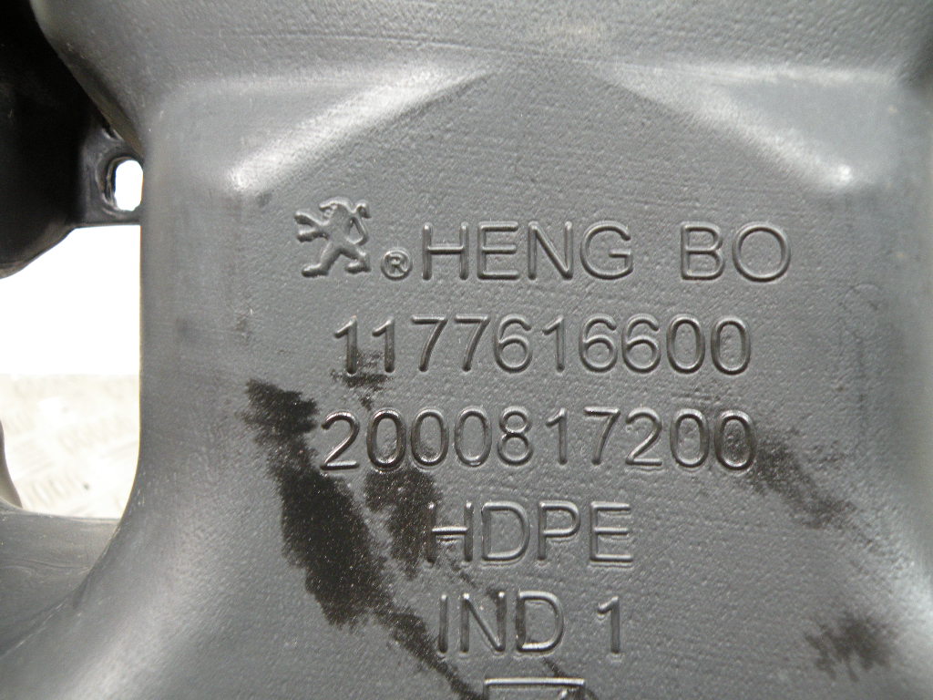 Réservoir PEUGEOT 125 VIVACITY 4t -2011-