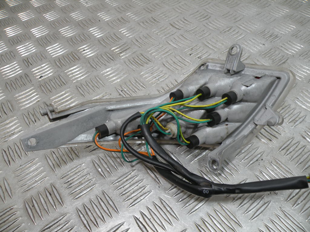 Feu arrière gauche PEUGEOT 125 VIVACITY 4t -2011-