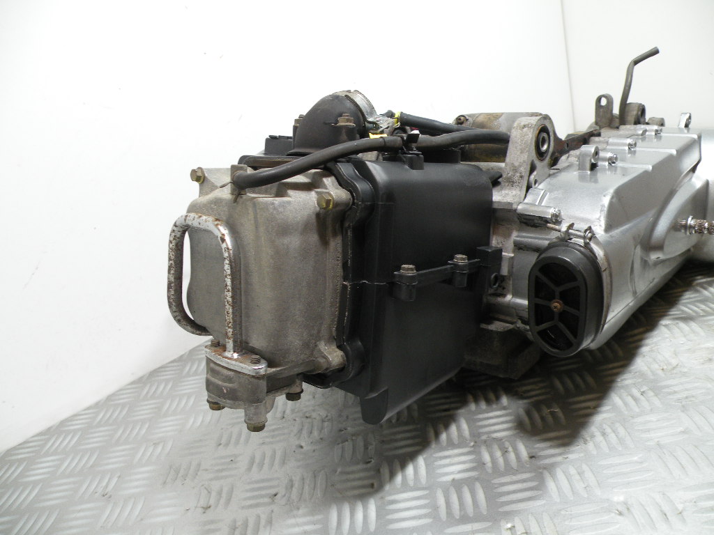 Moteur PEUGEOT 125 VIVACITY 4t -2011- (P152QMI-A)(16 876 km)