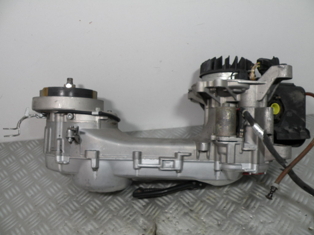 Moteur PIAGGIO 50 FLY 2t -2014- (C448M)(24 889 km)