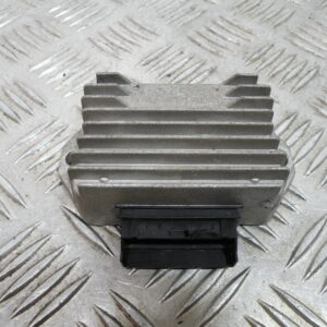 Régulateur de tension PIAGGIO 50 FLY 2t -2014-