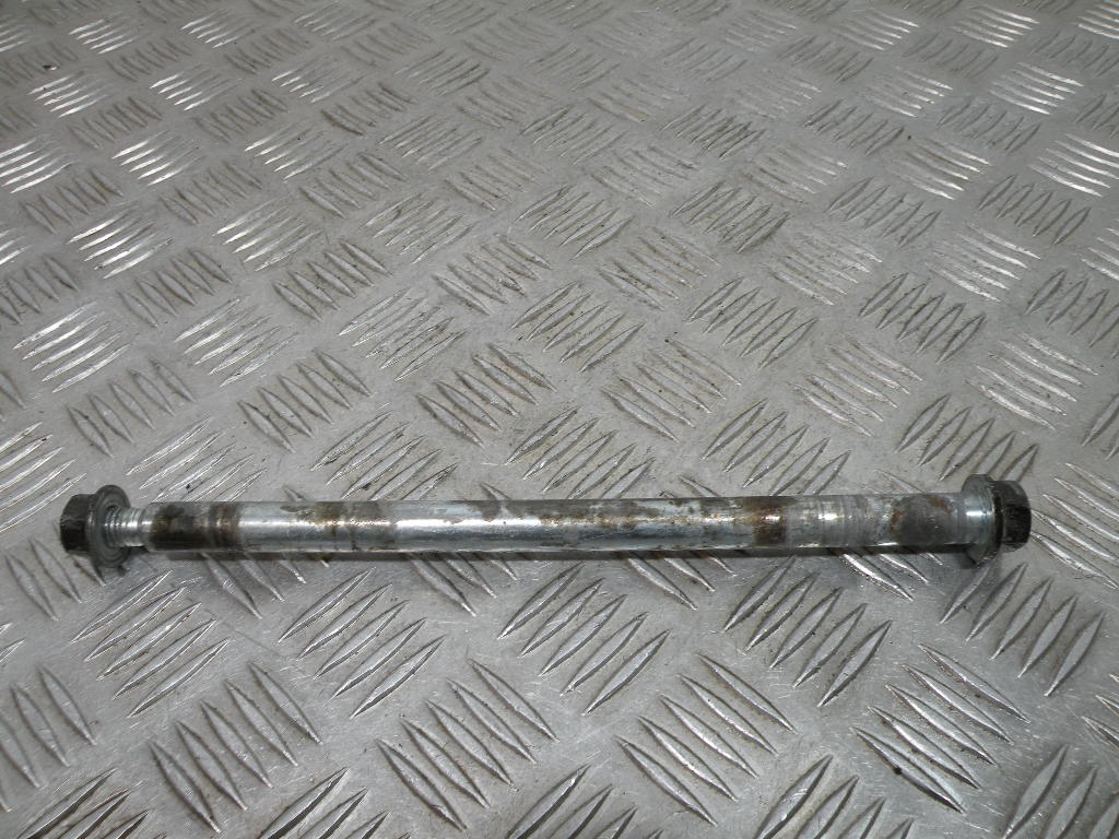 Axe de roue avant PIAGGIO 50 FLY 2t -2014-