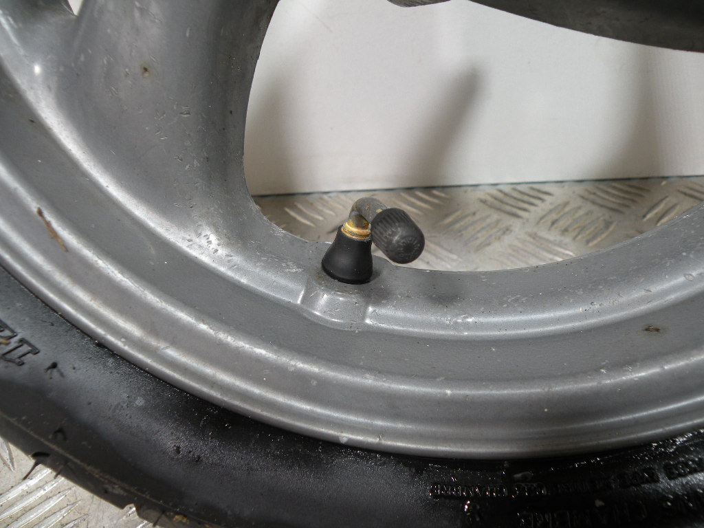 Roue avant PEUGEOT 100 ELYSEO 2t -2003-