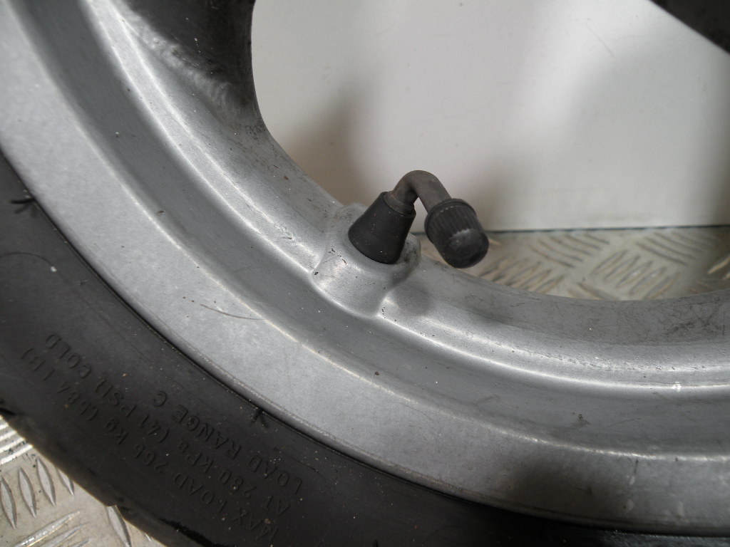 Roue arrière PEUGEOT 100 ELYSEO 2t -2003-