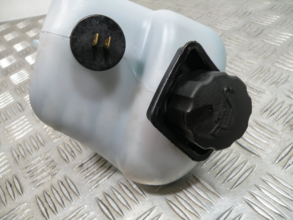 Reservoir d’huile PEUGEOT 100 ELYSEO 2t -2003-