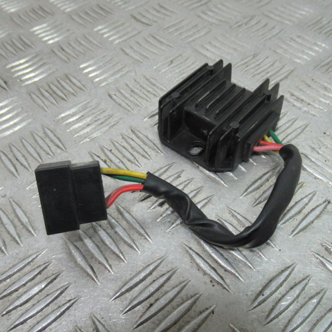 Régulateur SYM SYMPHONY 50 – 2019 –