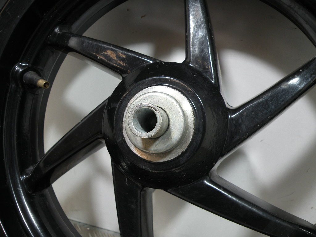 Roue avant PIAGGIO 50 NRG 2t -2010-