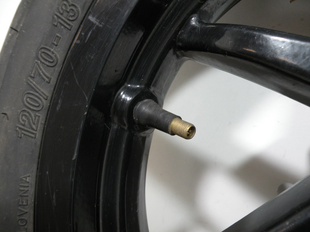 Roue avant PIAGGIO 50 NRG 2t -2010-