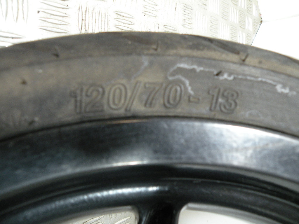 Roue avant PIAGGIO 50 NRG 2t -2010-