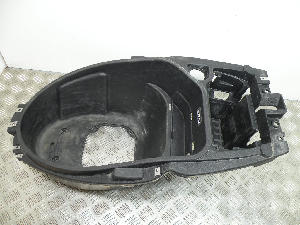 Coffre sous selle PIAGGIO 50 NRG 2t -2010-