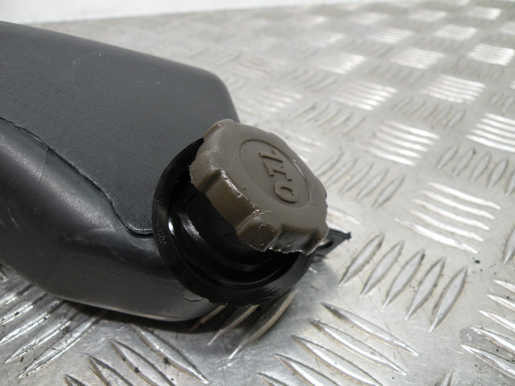 Réservoir d’huile PIAGGIO 50 NRG 2t -2010-