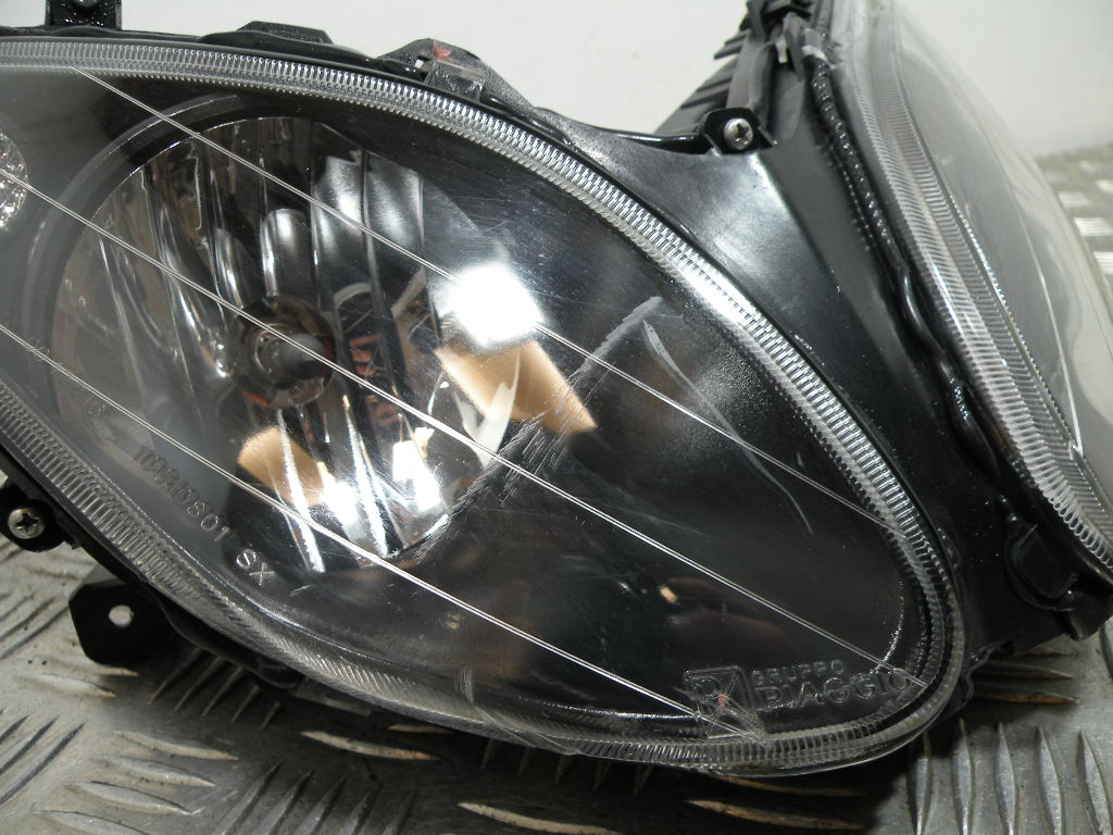 Optique / Phare avant PIAGGIO 50 NRG 2t -2010-