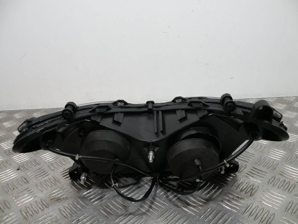 Optique / Phare avant PIAGGIO 50 NRG 2t -2010-