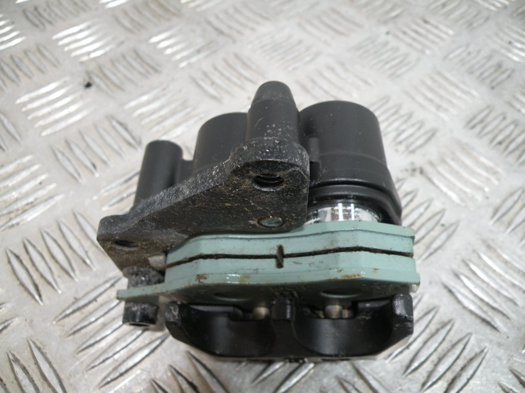 Étrier de frein avant PIAGGIO 50 NRG 2t -2010-