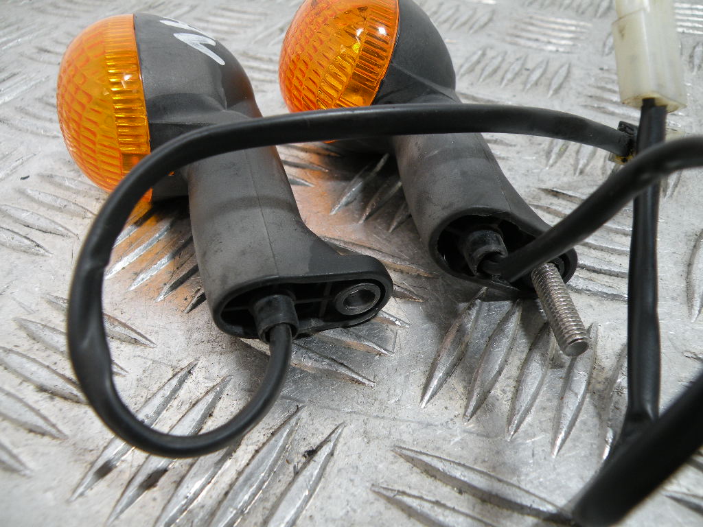 Clignotant avant PEUGEOT 50 LUDIX 2t -2007-