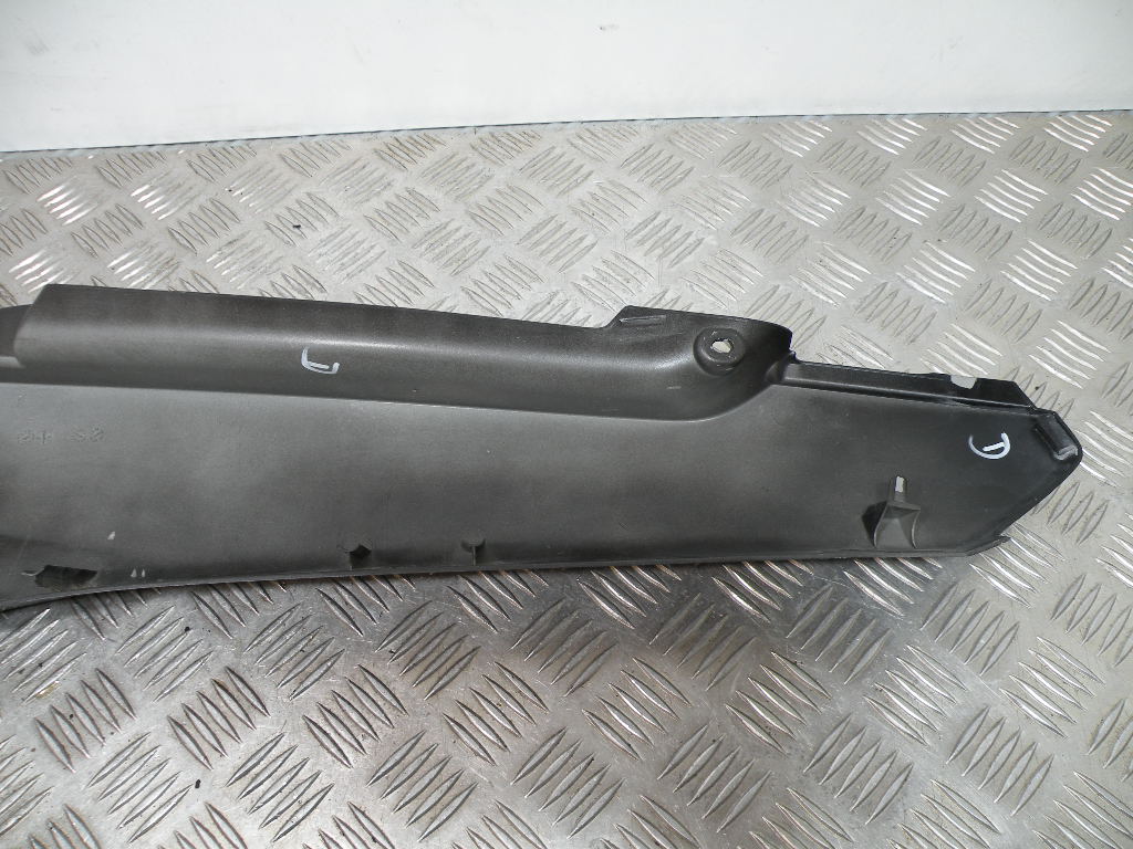 Carénage latéral droit MBK 125 OCEO 4t -2013-