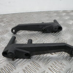 Support pare-brise MBK 125 OCEO 4t -2013-