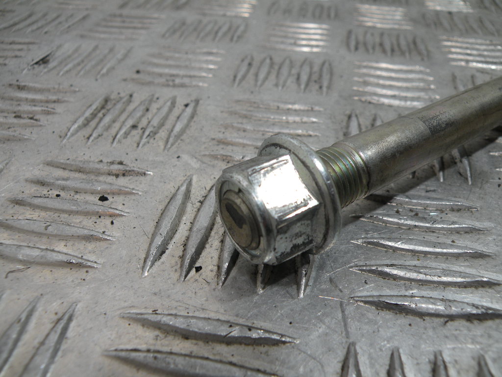 Axe de bras oscillant MBK 125 OCEO 4t -2013-