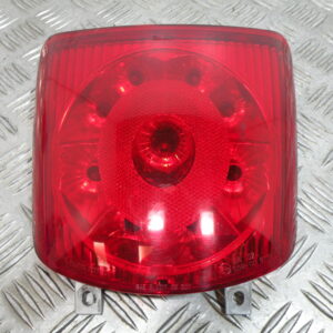Feu arrière VESPA 125 GTS 4t -2006-
