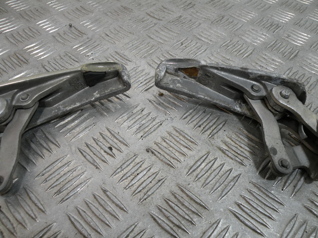 Repose pieds VESPA 125 S 4t -2006-