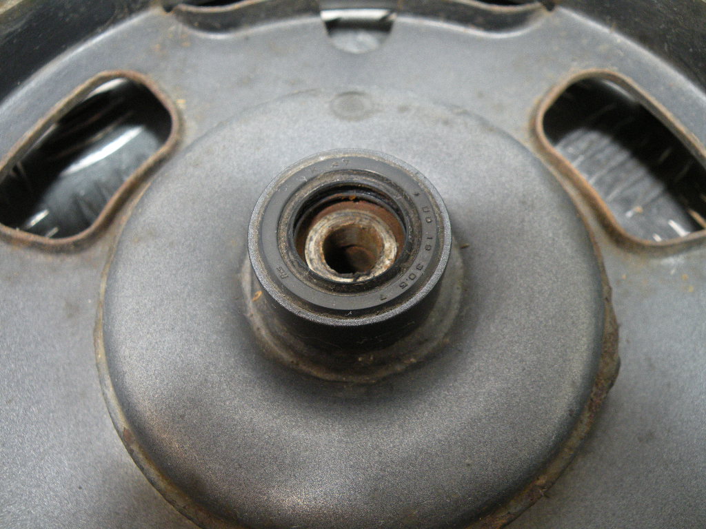 Jante avant HONDA 50 ZOOMER 2t -2012-