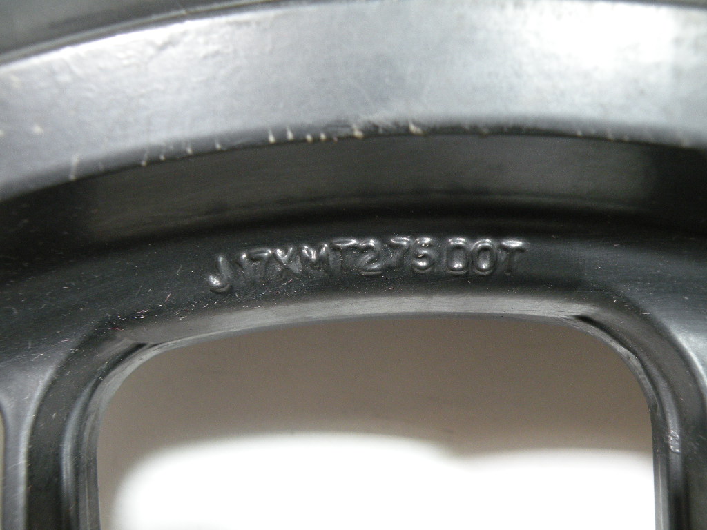 Roue avant DERBI SENDA 50 DRD 2t -2011-