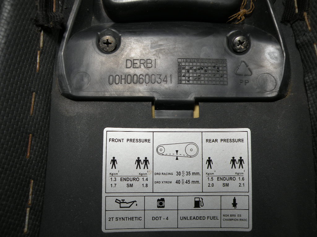 Selle DERBI SENDA 50 DRD 2t -2011-