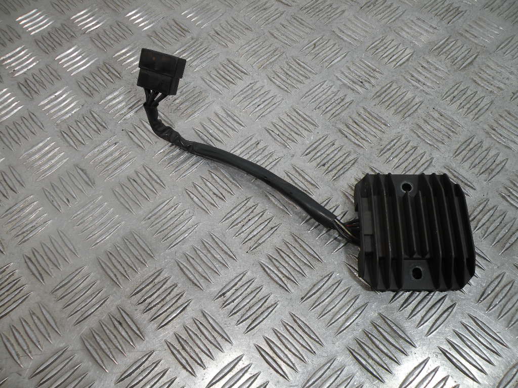 Régulateur de tension KAWASAKI VN 800 VULCAN 4t -1995-