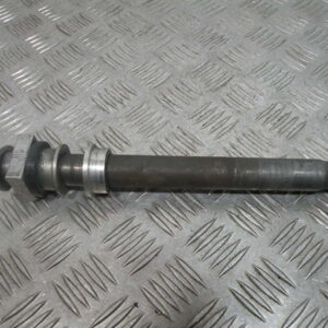 Axe de roue arrière HONDA 250 CRF 4t -2008-