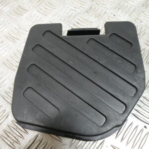 Carénage intérieur arrière droit SUZUKI 400 BURGMAN 4t -2012-