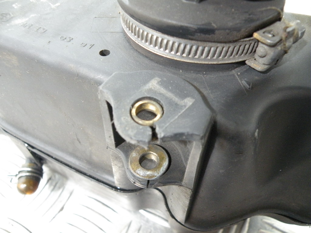 Boite à air VESPA 125 GTS 4t -2007-