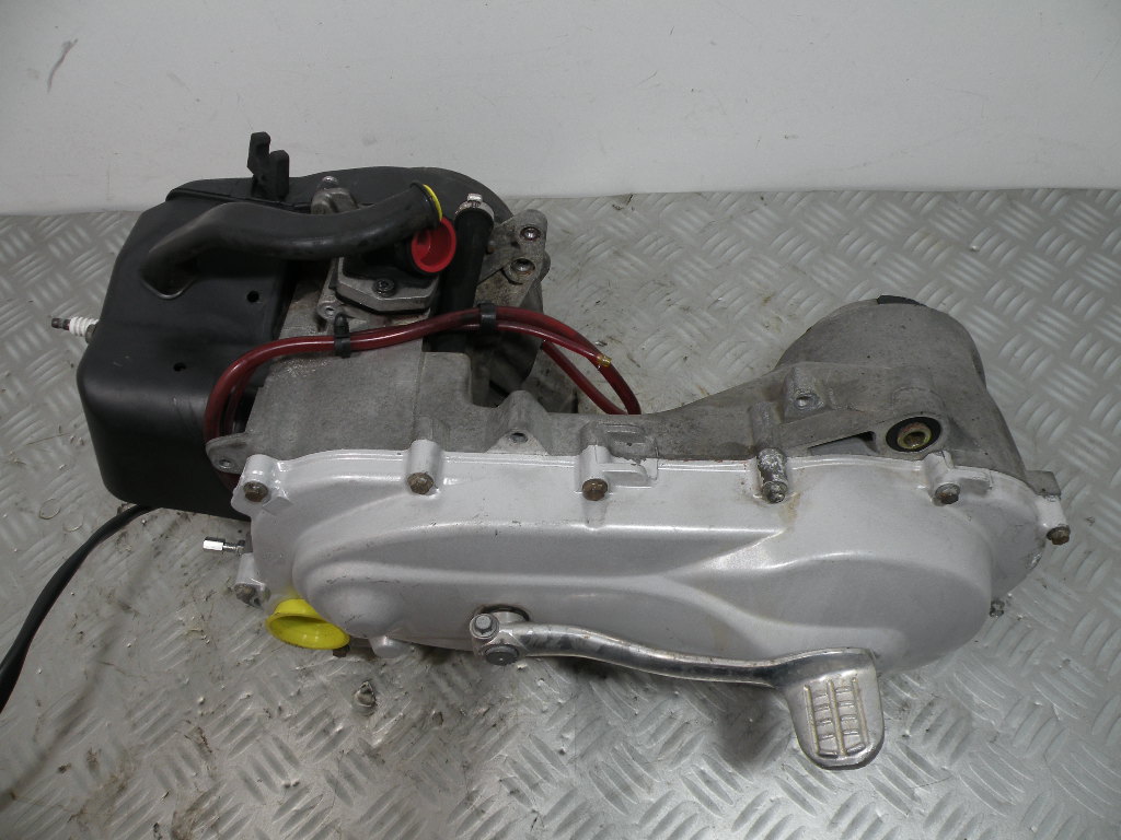 Moteur VESPA 50 LX 2t -2012- (C381M)(16 852 km)