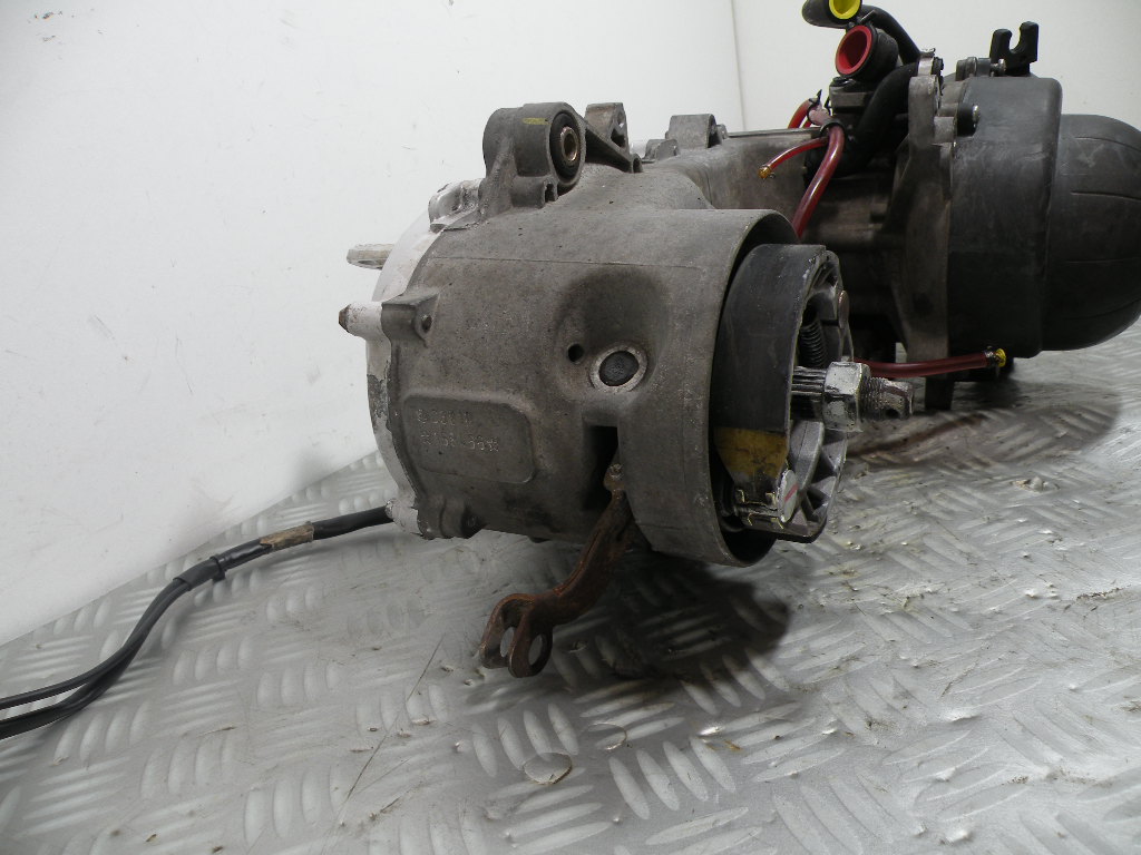 Moteur VESPA 50 LX 2t -2012- (C381M)(16 852 km)