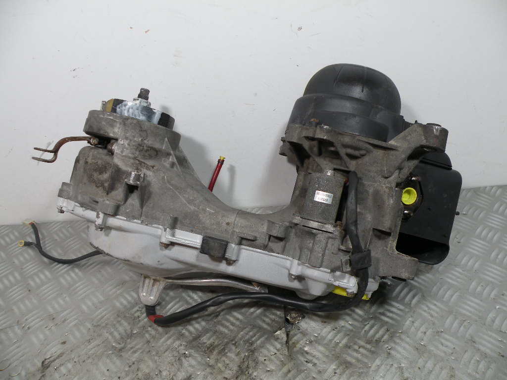 Moteur VESPA 50 LX 2t -2012- (C381M)(16 852 km)