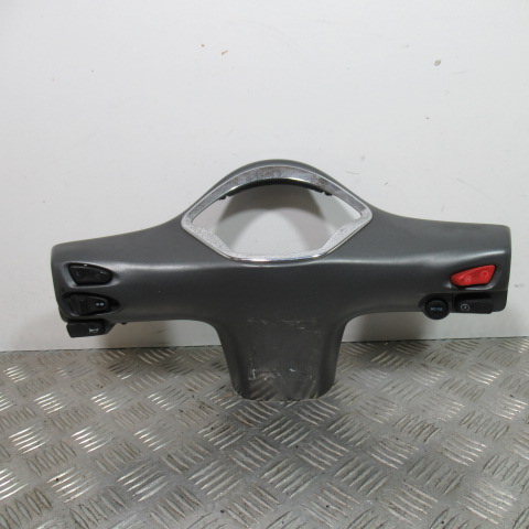 Entourage compteur VESPA 125 GTS – 2016 –