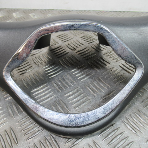 Entourage compteur VESPA 125 GTS – 2016 –