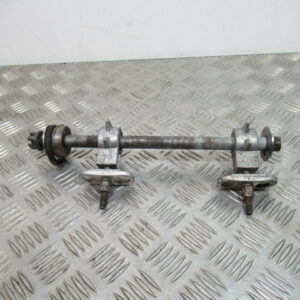 Axe roue arrière YAMAHA 600 DIVERSION – 1997 –