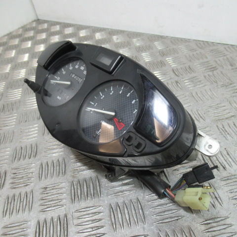 Compteur HONDA 650 DEAUVILLE – 2003 – 18405KM
