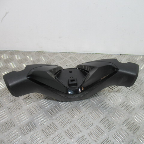 Cache guidon supérieur HONDA 125 FORZA – 2016 –