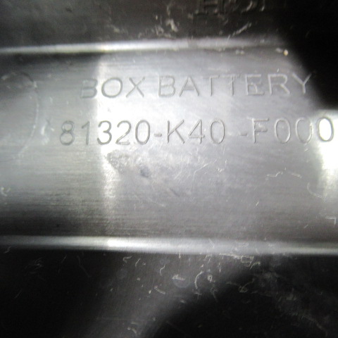 Carénage batterie HONDA 125 FORZA – 2016