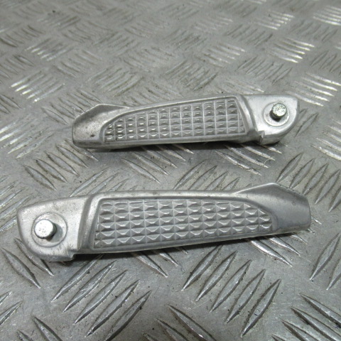 Repose pieds HONDA 125 FORZA – 2016 –