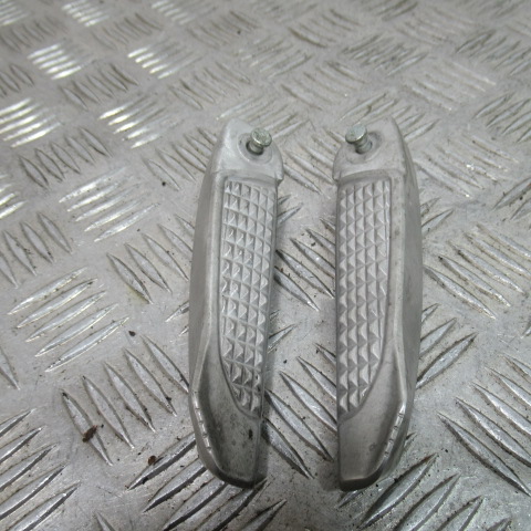 Repose pieds HONDA 125 FORZA – 2016 –