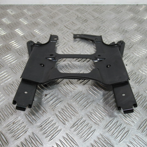 Support pare brise HONDA 125 FORZA – 2016 –