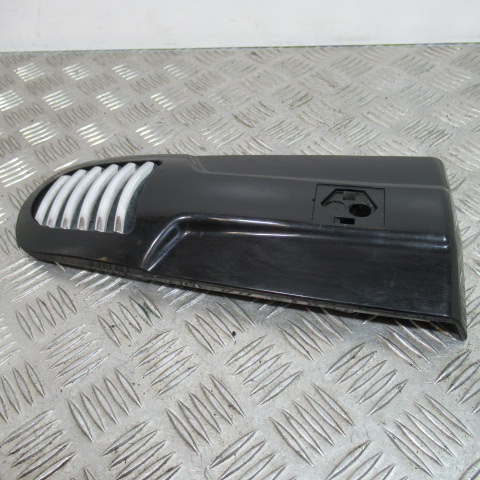 Cache avertisseur VESPA 125 GTS – 2014 –