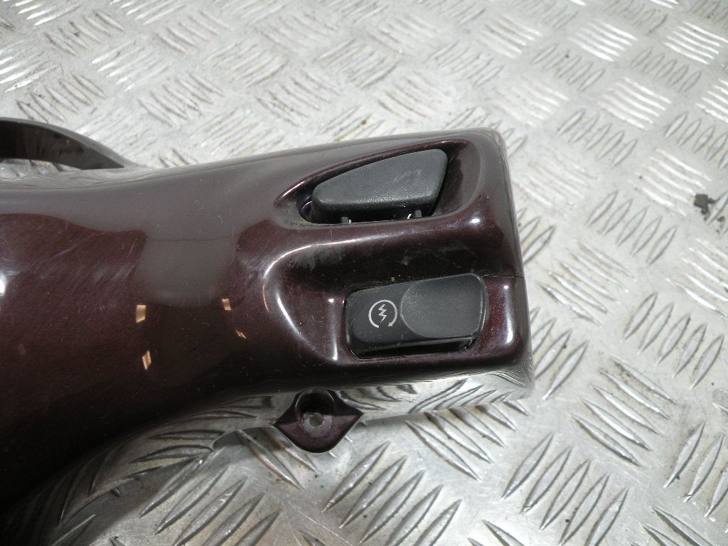 Carénage couvre guidon VESPA 50 LX 2t -2012-