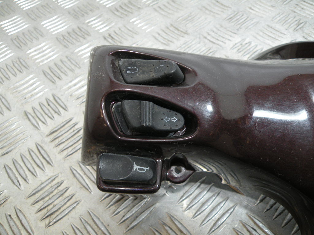 Carénage couvre guidon VESPA 50 LX 2t -2012-