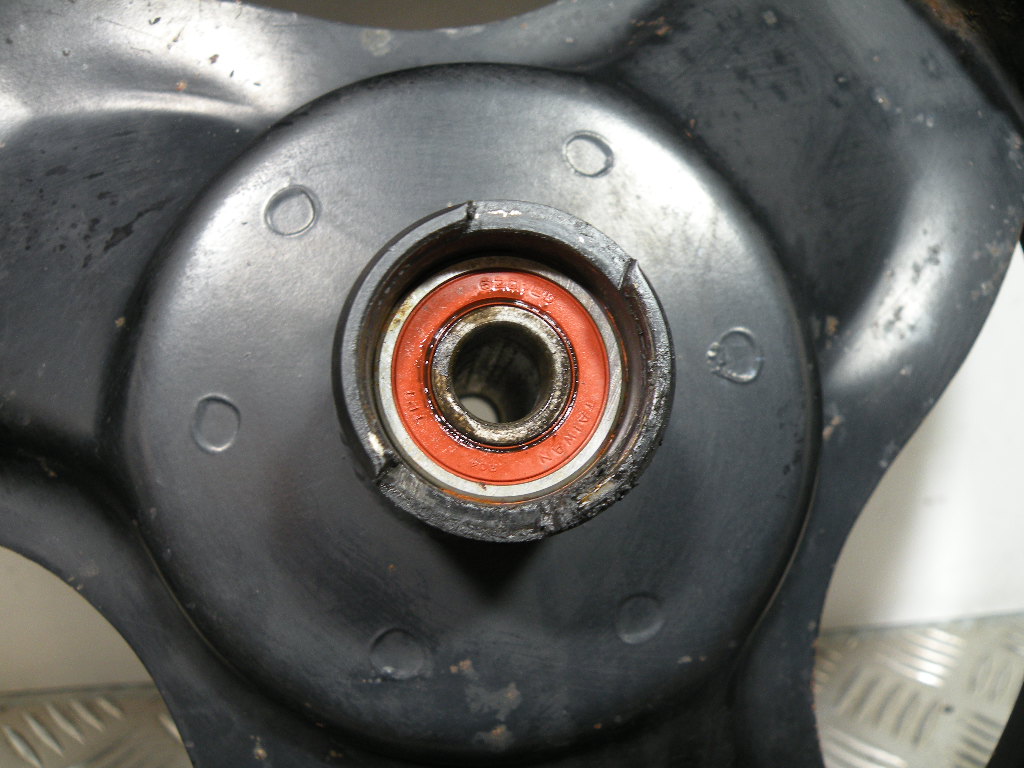 Roue avant PGO 50 BIG MAX 2t -2011-