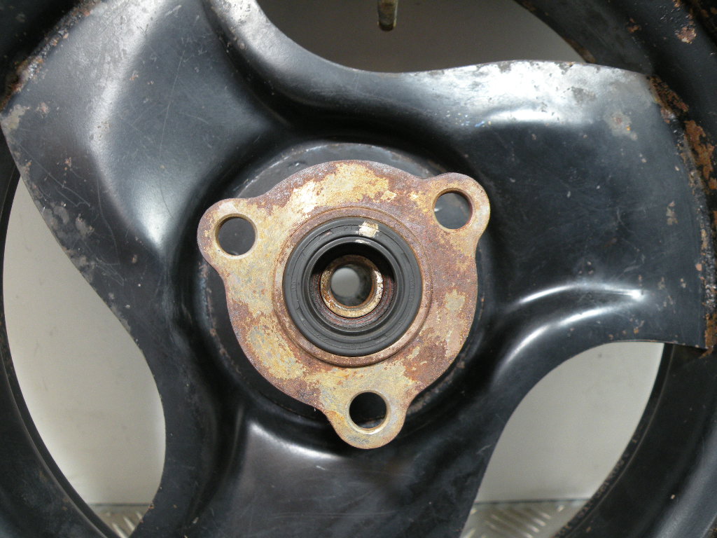 Roue avant PGO 50 BIG MAX 2t -2011-