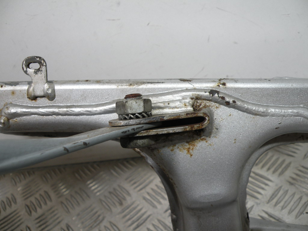 Bras oscillant HONDA NX 125 TRANSCITY 4t -1995-